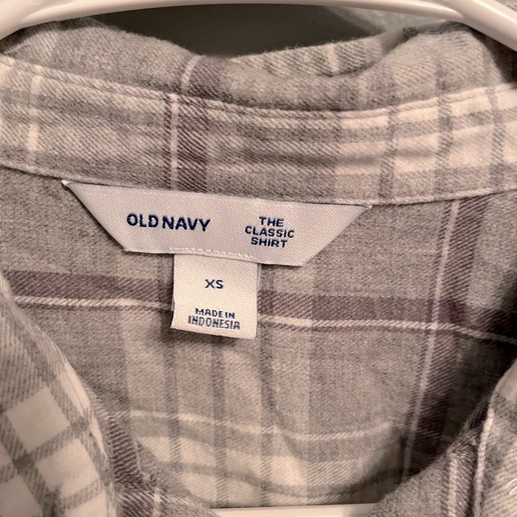 Grey old navy flannel - Picture 2 of 3